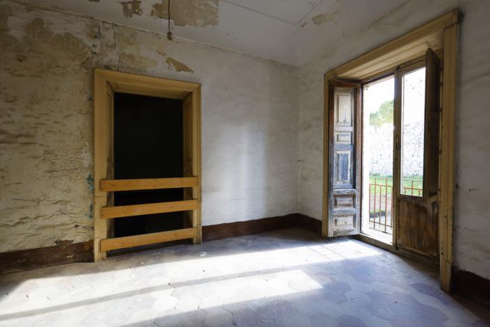 Image No.19-Mansion for sale