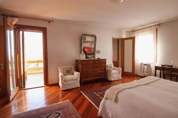 Image No.38-4 Bed Villa for sale