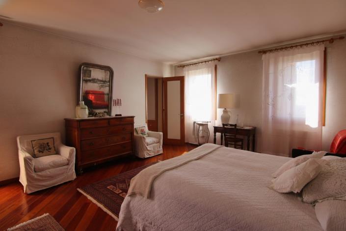 Image No.41-4 Bed Villa for sale