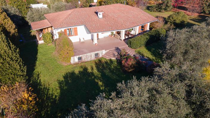 Image No.19-Villa de 4 chambres à vendre à Moniga del Garda