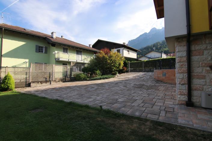Image No.3-4 Bed Villa for sale