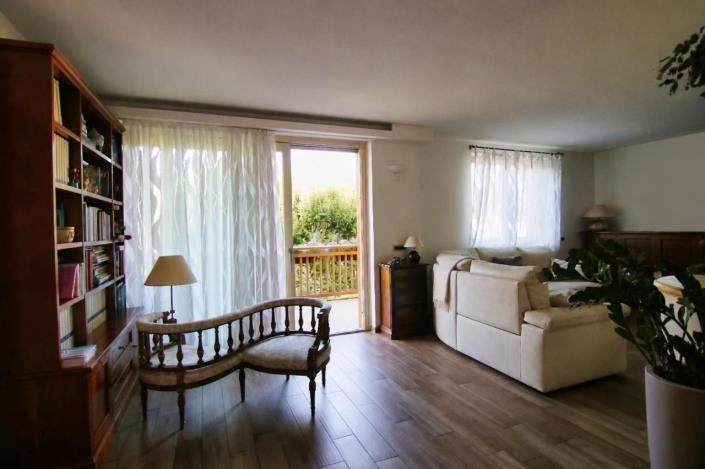 Image No.10-4 Bed Villa for sale