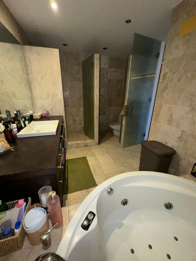 Image No.25-3 Bed Townhouse for sale