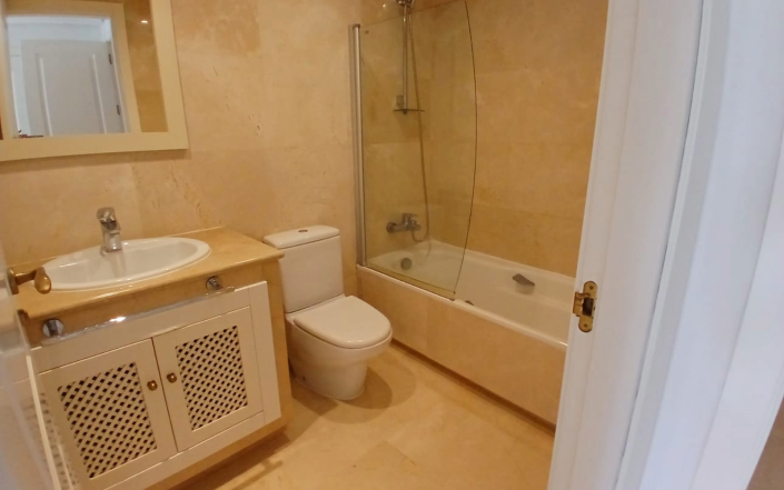 Image No.10-2 Bed Apartment for sale