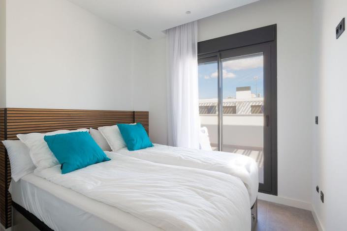 Image No.19-3 Bed Penthouse for sale