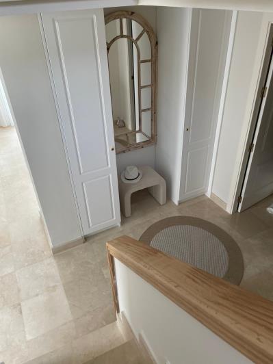 Image No.10-3 Bed Villa / Detached for sale