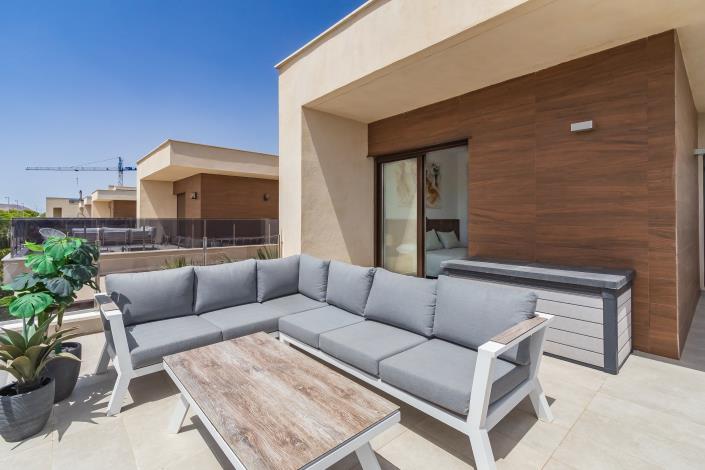 Image No.19-3 Bed Villa / Detached for sale