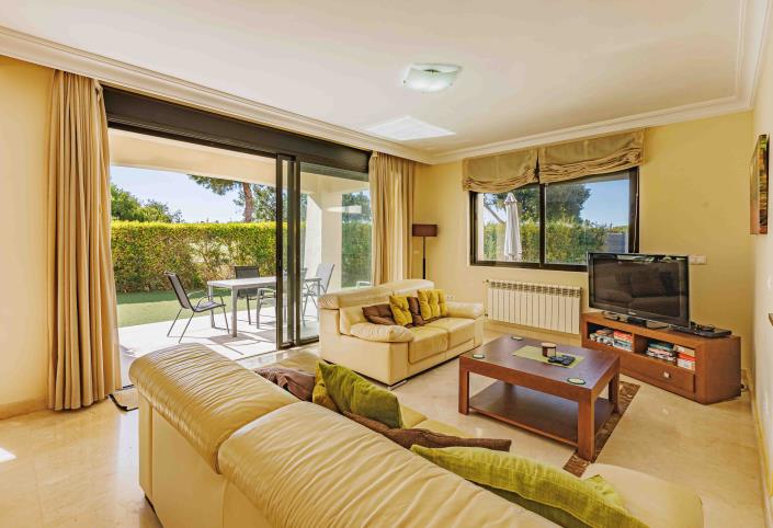 Image No.2-4 Bed Villa / Detached for sale