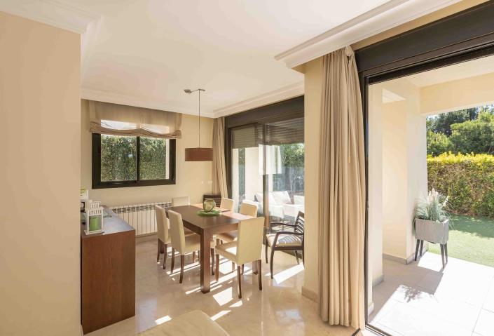 Image No.34-4 Bed Villa / Detached for sale