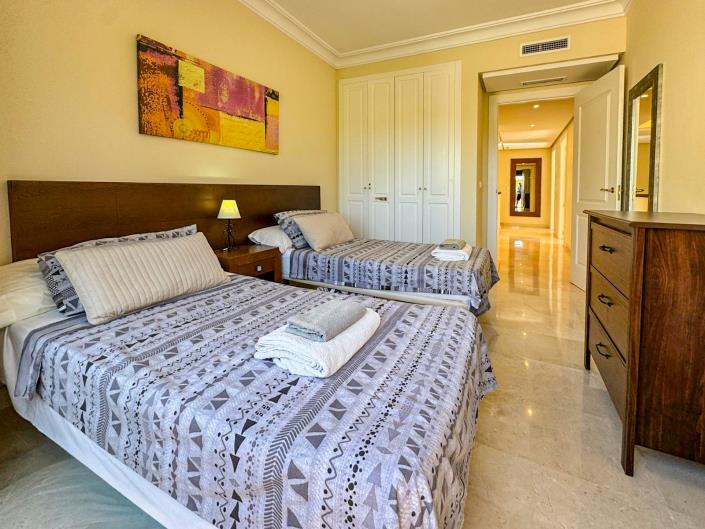 Image No.49-4 Bed Villa / Detached for sale