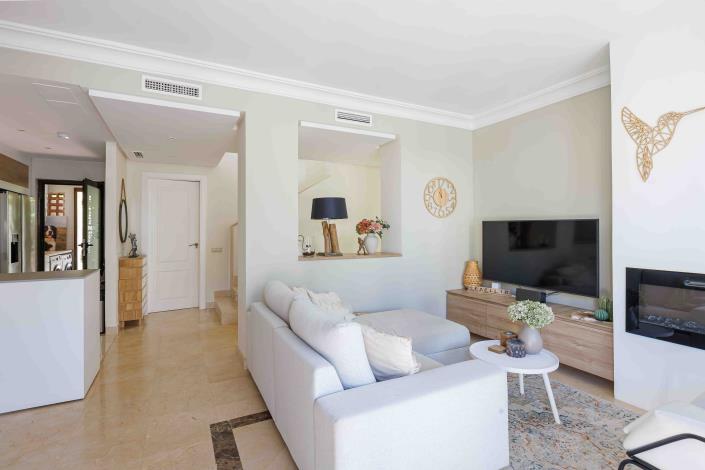 Image No.4-3 Bed Semi-Detached for sale