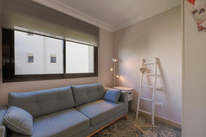 Image No.23-3 Bed Semi-Detached for sale