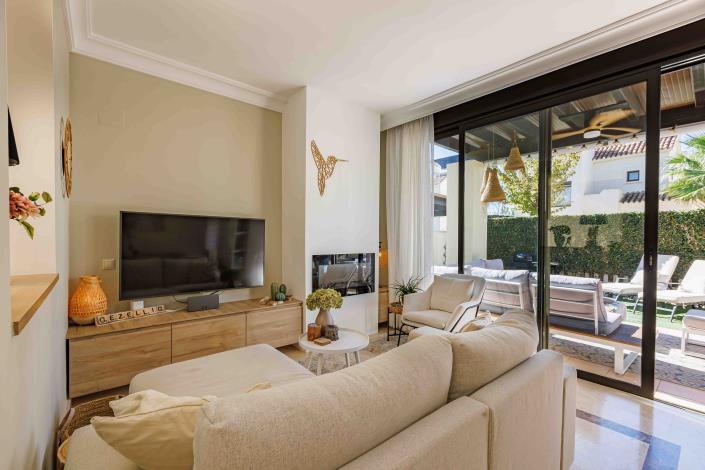 Image No.32-3 Bed Semi-Detached for sale