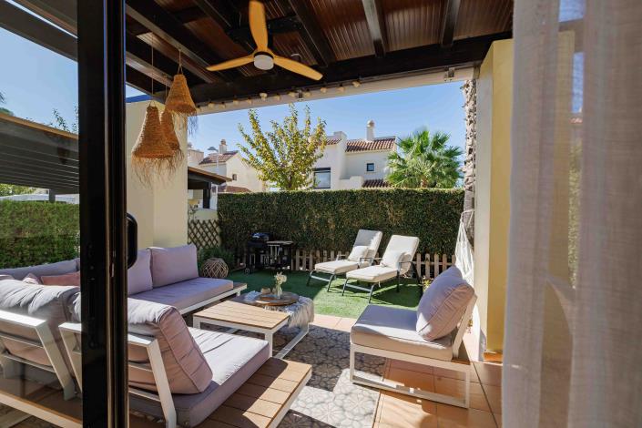 Image No.33-3 Bed Semi-Detached for sale