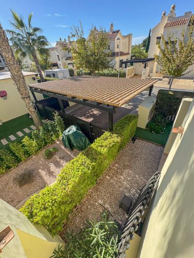 Image No.42-3 Bed Semi-Detached for sale