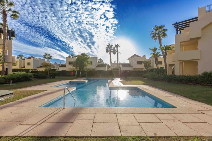 Image No.59-3 Bed Semi-Detached for sale