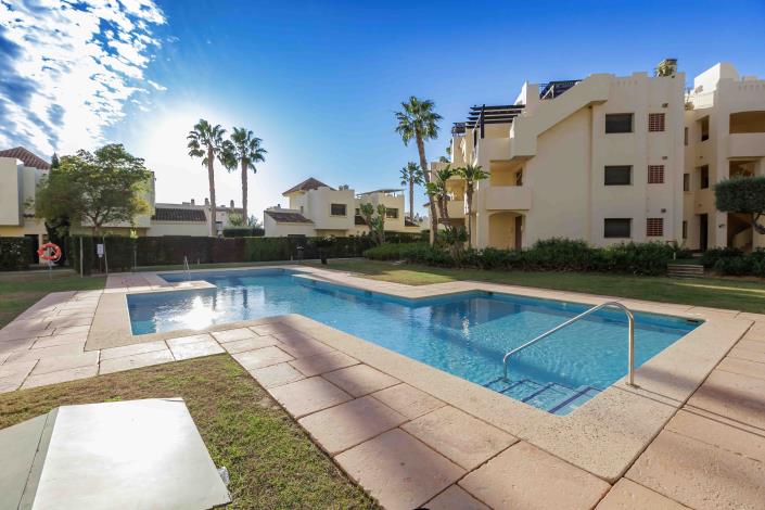 Image No.35-3 Bed Semi-Detached for sale