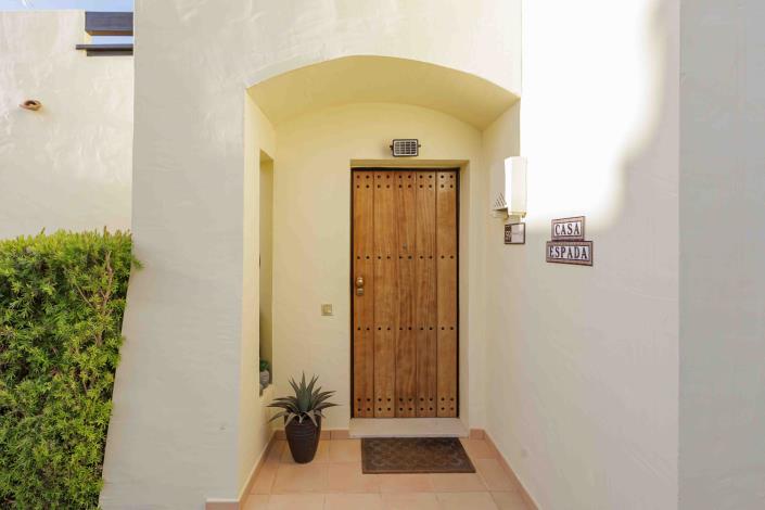 Image No.49-3 Bed Semi-Detached for sale