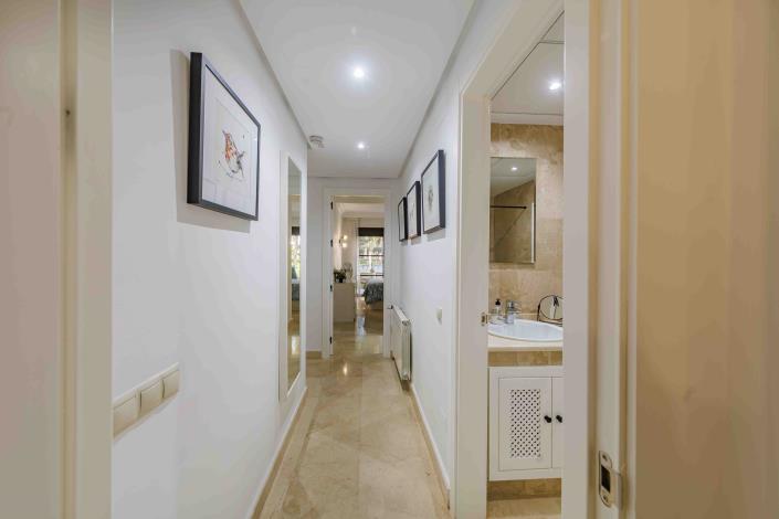 Image No.20-2 Bed Apartment for sale