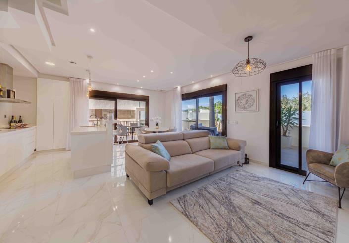 Image No.2-3 Bed Townhouse for sale