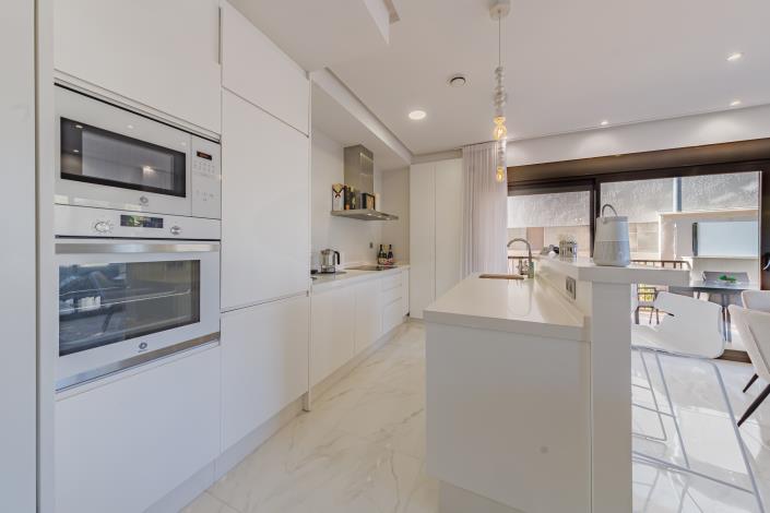 Image No.5-3 Bed Townhouse for sale