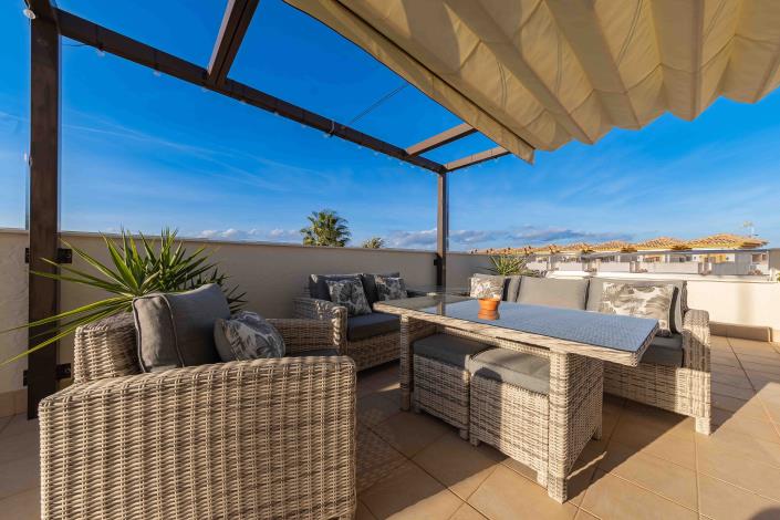 Image No.23-3 Bed Townhouse for sale