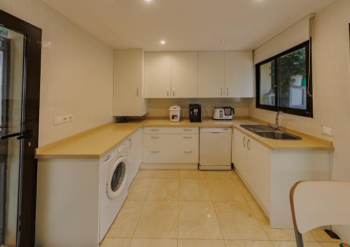 Image No.5-3 Bed Villa / Detached for sale