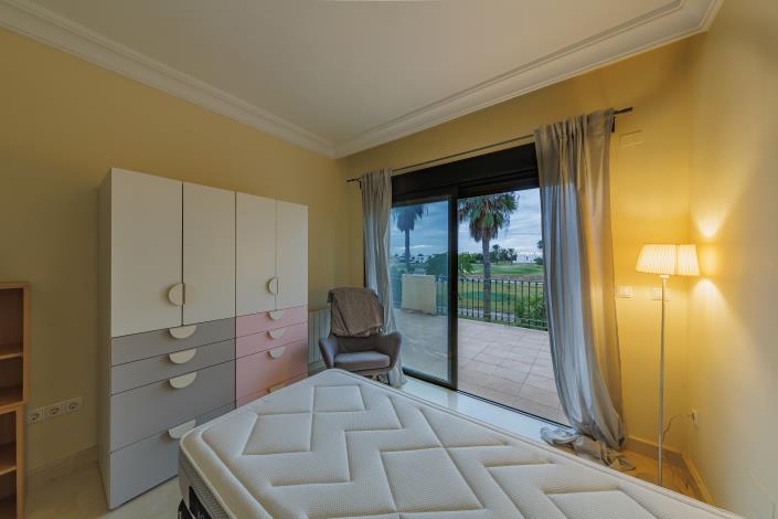 Image No.9-3 Bed Villa / Detached for sale