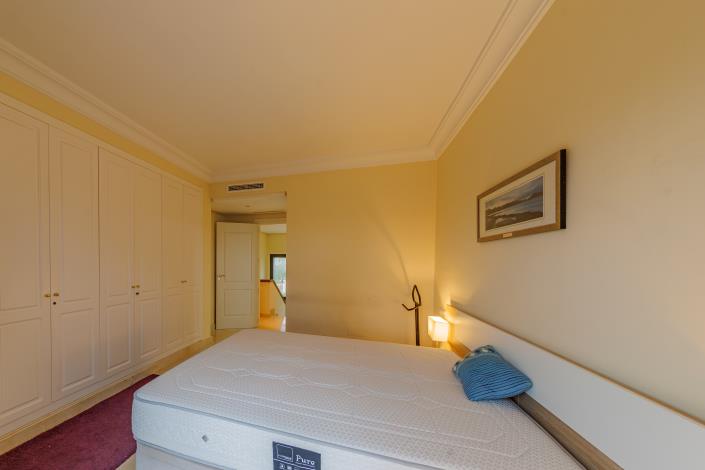 Image No.14-3 Bed Villa / Detached for sale