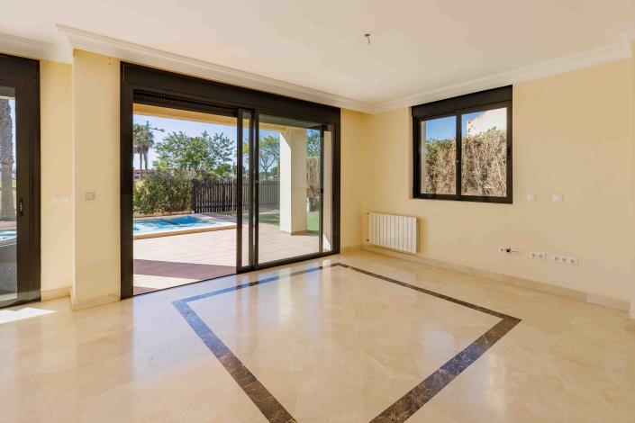 Image No.2-Villa de 3 chambres à vendre à Roda Golf