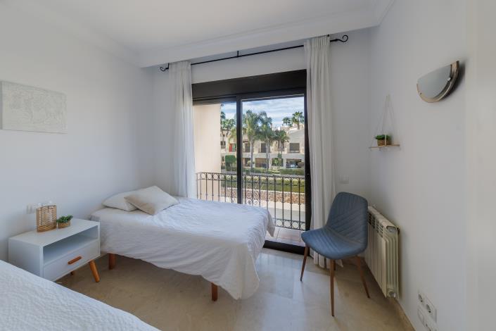 Image No.17-2 Bed Townhouse for sale