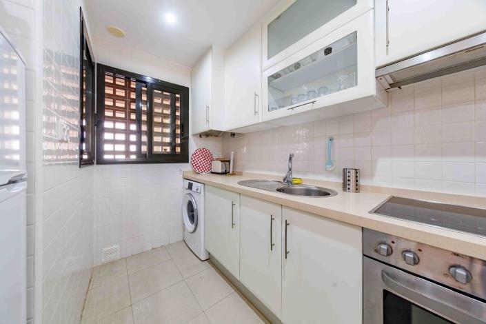 Image No.11-2 Bed Apartment for sale