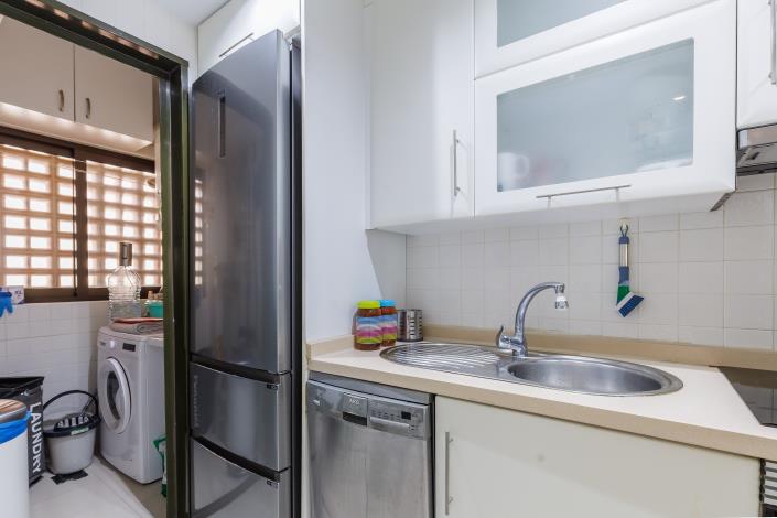 Image No.10-3 Bed Townhouse for sale