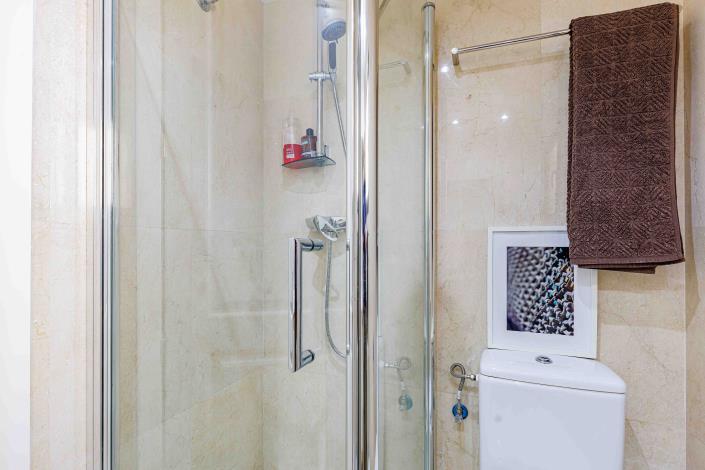 Image No.12-3 Bed Townhouse for sale