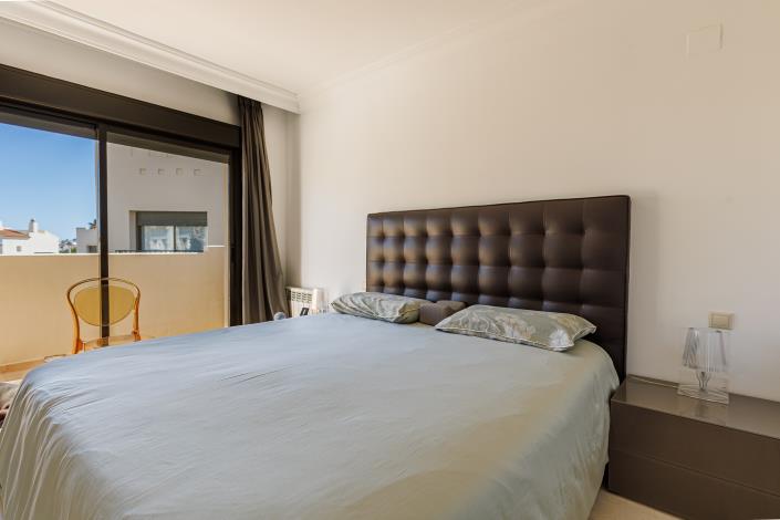 Image No.18-3 Bed Townhouse for sale