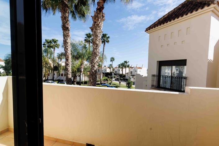 Image No.22-3 Bed Townhouse for sale