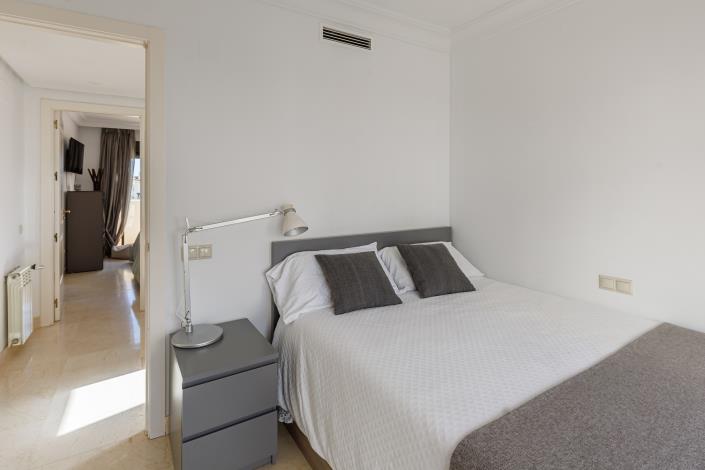 Image No.25-3 Bed Townhouse for sale