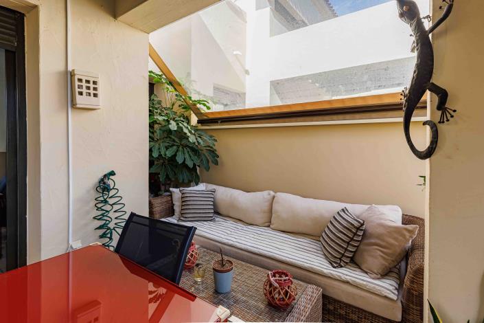 Image No.31-3 Bed Townhouse for sale