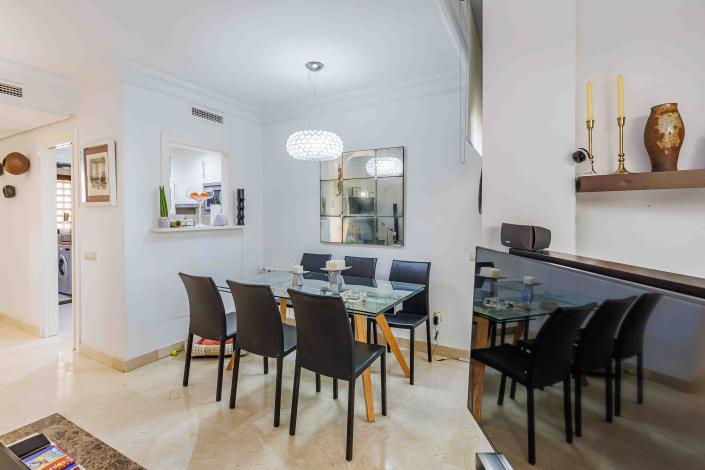 Image No.32-3 Bed Townhouse for sale