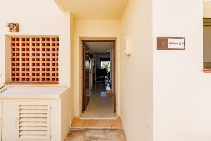 Image No.34-3 Bed Townhouse for sale