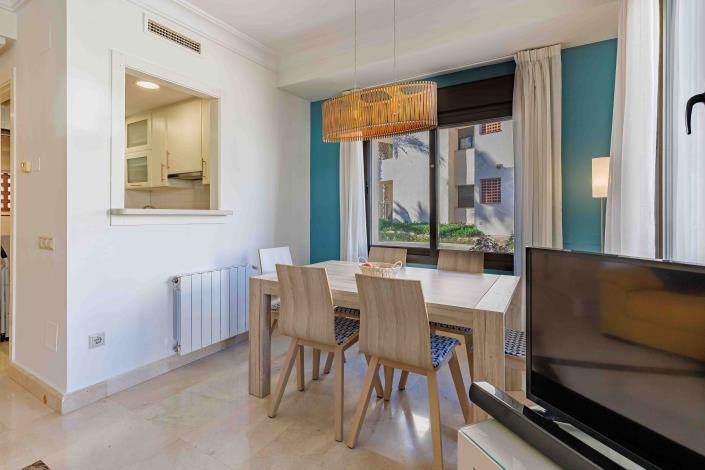 Image No.6-2 Bed Townhouse for sale