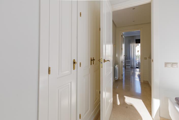 Image No.19-2 Bed Townhouse for sale