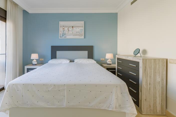 Image No.21-2 Bed Townhouse for sale