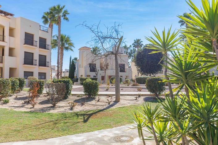 Image No.33-2 Bed Townhouse for sale