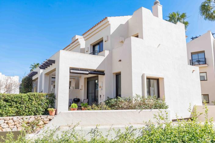 Image No.34-2 Bed Townhouse for sale