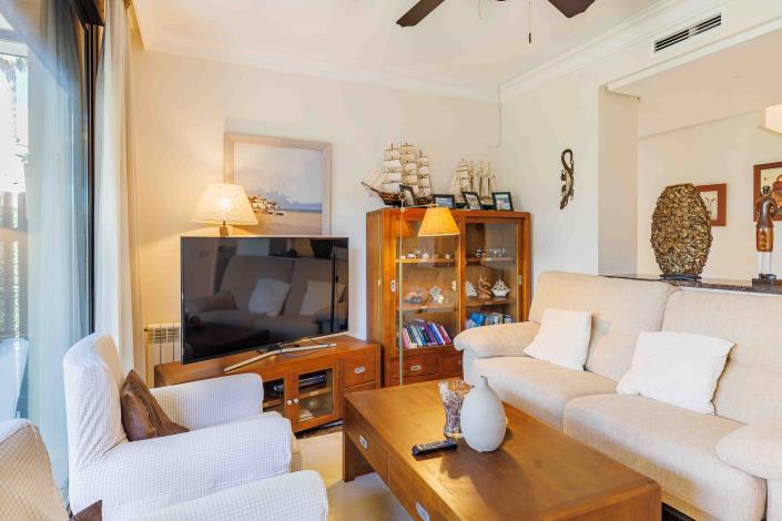 Image No.5-3 Bed Townhouse for sale