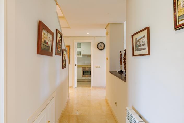 Image No.11-3 Bed Townhouse for sale