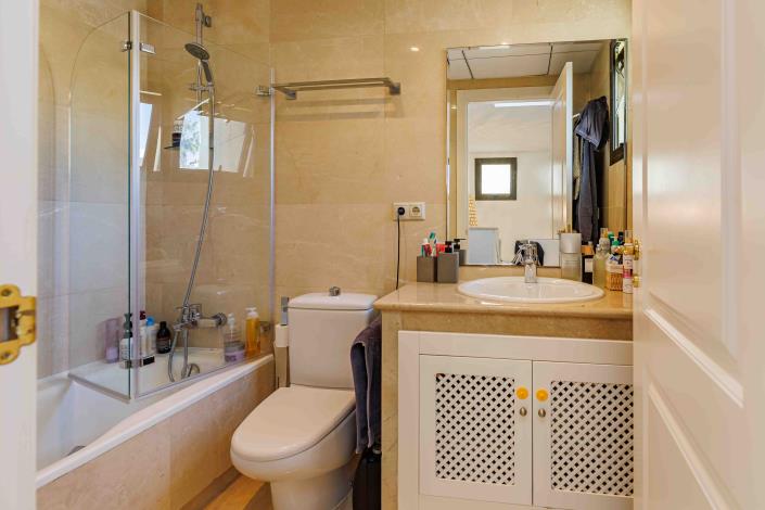 Image No.18-3 Bed Villa for sale