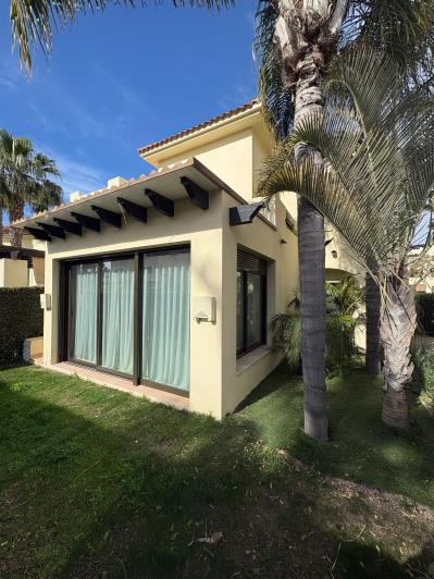 Image No.17-3 Bed Villa for sale