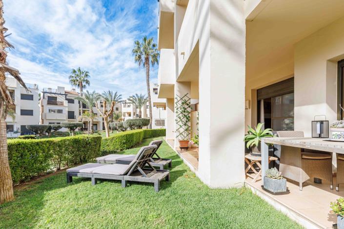 Image No.12-2 Bed Apartment for sale